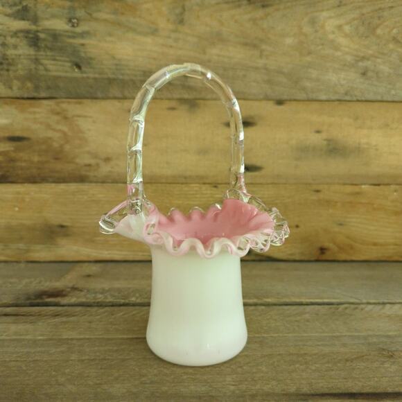 Vintage Peach Crest 7" Basket by Fenton 1940-1969 Crafted in the US - Picture 3 of 11